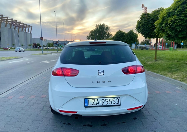 Seat Leon cena 27900 przebieg: 290000, rok produkcji 2010 z Zamość małe 352